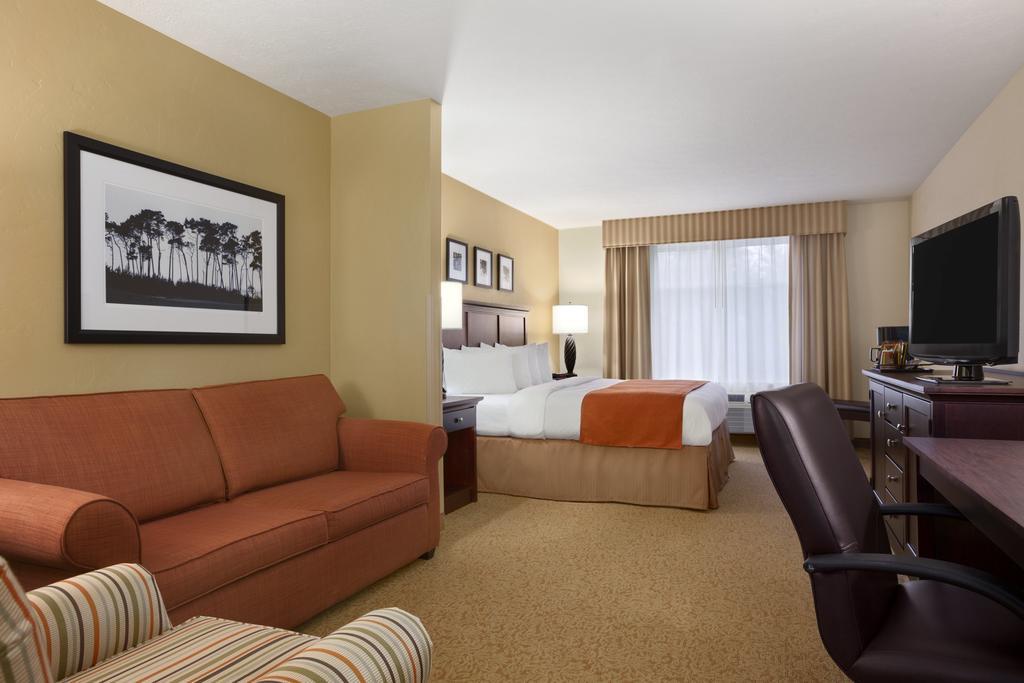Country Inn & Suites By Radisson, Savannah I-95 North Port Wentworth Buitenkant foto